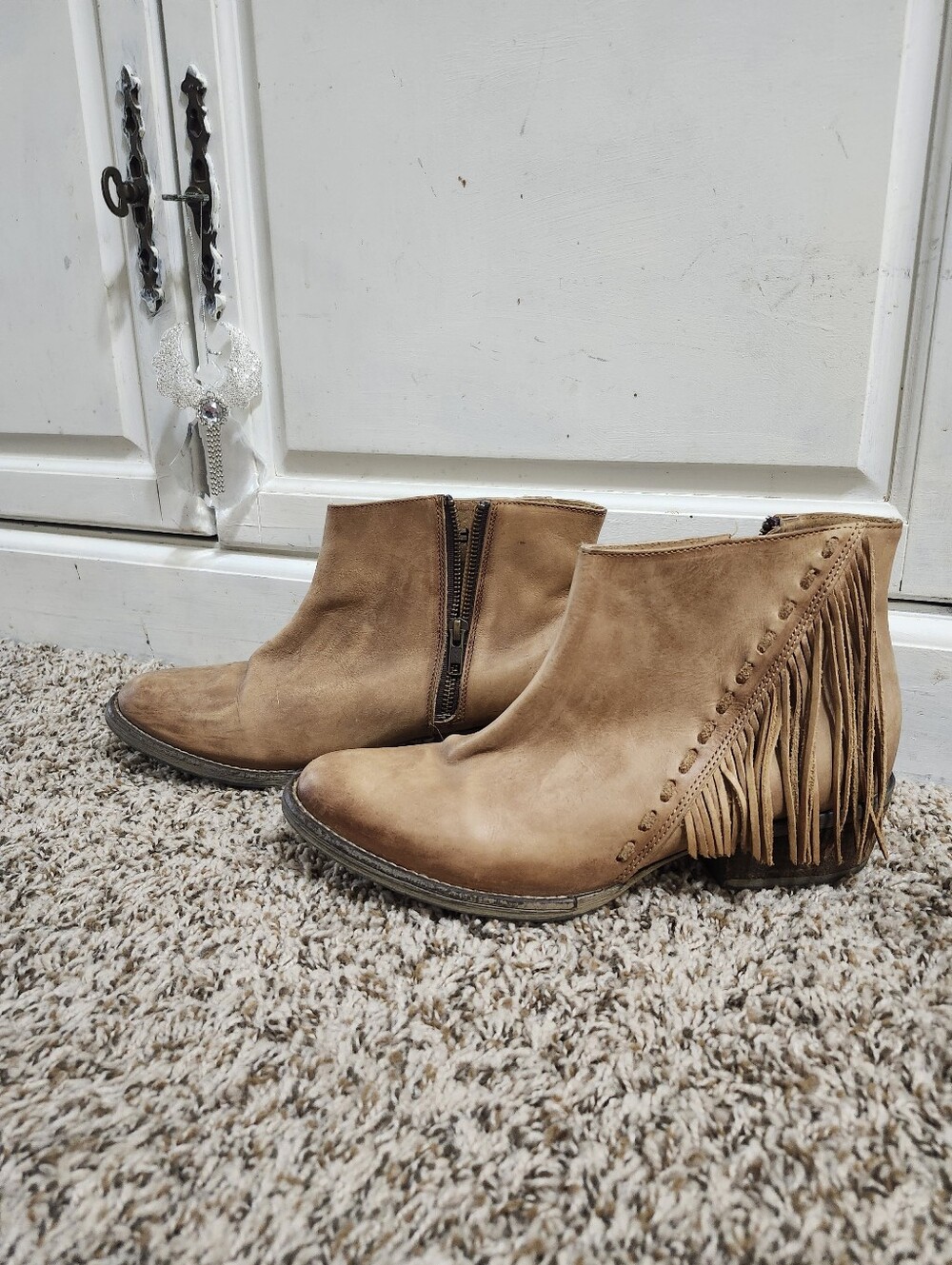 Circle G Fringe Suede Ankle Booties - Tan